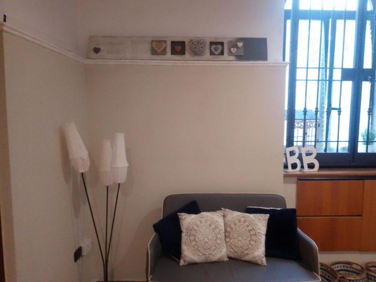 Suite Re Riccardo กาแซร์ตา ภายนอก รูปภาพ