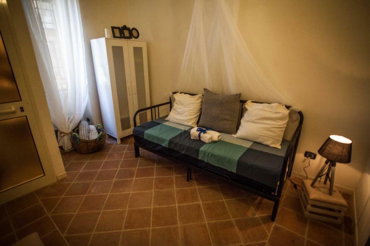Suite Re Riccardo กาแซร์ตา ภายนอก รูปภาพ