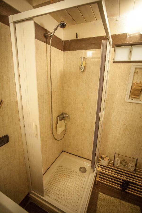 Suite Re Riccardo กาแซร์ตา ภายนอก รูปภาพ